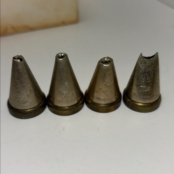 Vintage 1955 Tala cake decorating / icing piping set and booklet - Picture 3 of 15